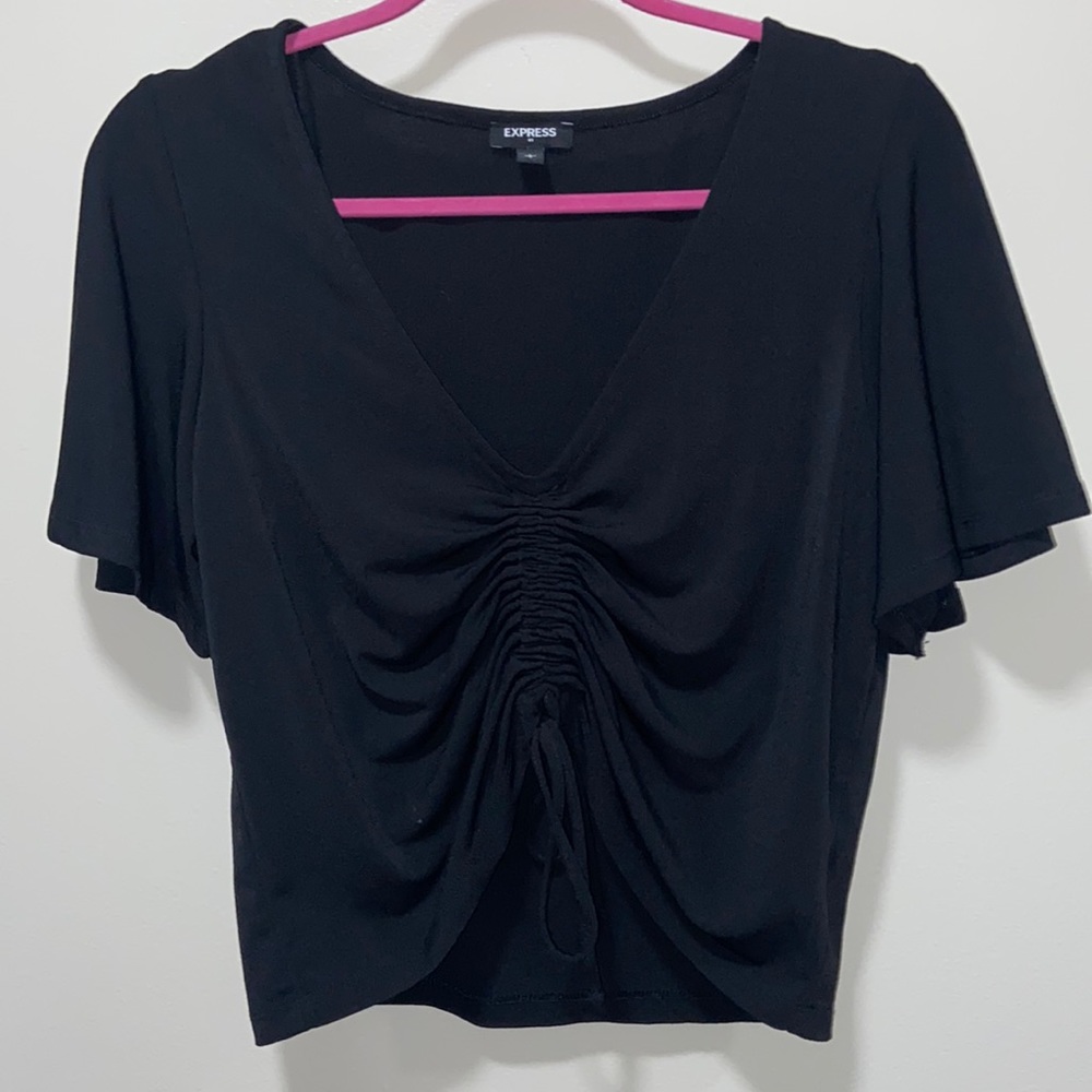 Express crop top with rushing in the middle